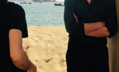 Louis Garrel pose plage Nespresso (2015)